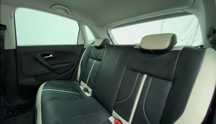 2021 Volkswagen Polo GT TSI AT 1.0, Petrol, Automatic, 38,009 km, Right Side Rear Door Cabin