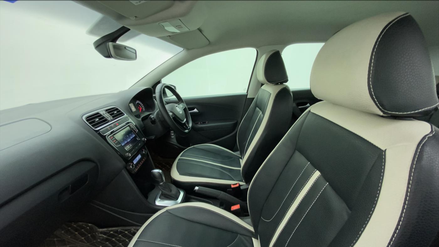 2021 Volkswagen Polo GT TSI AT 1.0, Petrol, Automatic, 38,009 km, Right Side Front Door Cabin