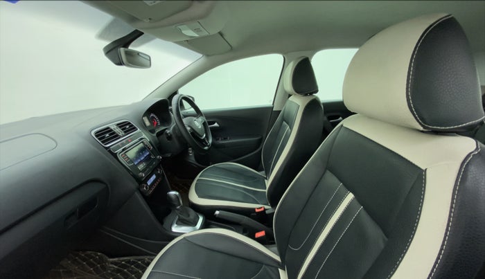 2021 Volkswagen Polo GT TSI AT 1.0, Petrol, Automatic, 38,009 km, Right Side Front Door Cabin