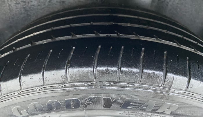 2021 Volkswagen Polo GT TSI AT 1.0, Petrol, Automatic, 38,009 km, Left Rear Tyre Tread
