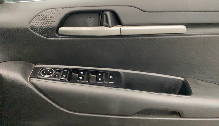 2022 KIA SONET HTK PLUS 1.2, Petrol, Manual, 61,671 km, Driver Side Door Panels Control