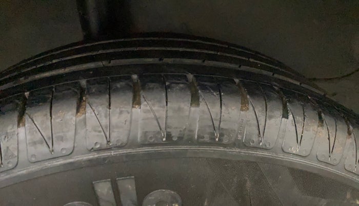 2022 KIA SONET HTK PLUS 1.2, Petrol, Manual, 61,671 km, Right Rear Tyre Tread