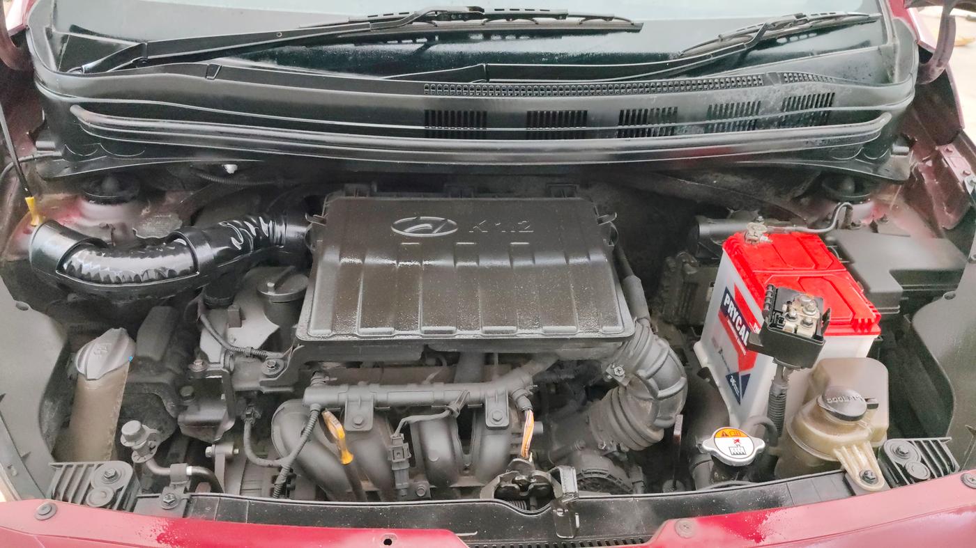 2014 Hyundai Grand i10 SPORTZ AT 1.2 KAPPA VTVT, Petrol, Automatic, 98,336 km, Engine View
