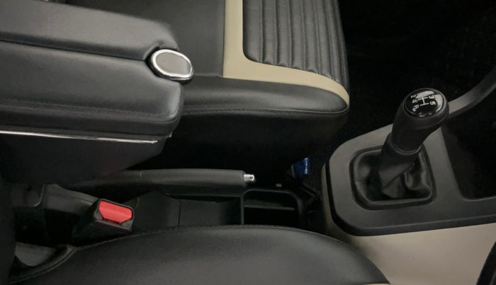 2025 Maruti New Wagon-R VXI CNG 1.0, CNG, Manual, 13,208 km, Gear Lever