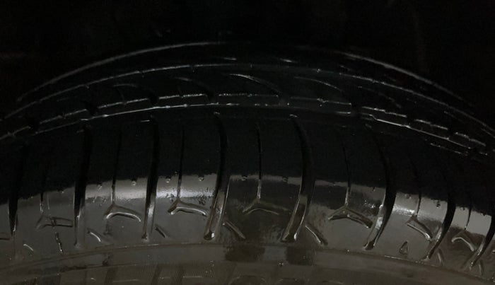 2022 Hyundai VENUE S Plus 1.2 Petrol MT, Petrol, Manual, 79,331 km, Right Front Tyre Tread