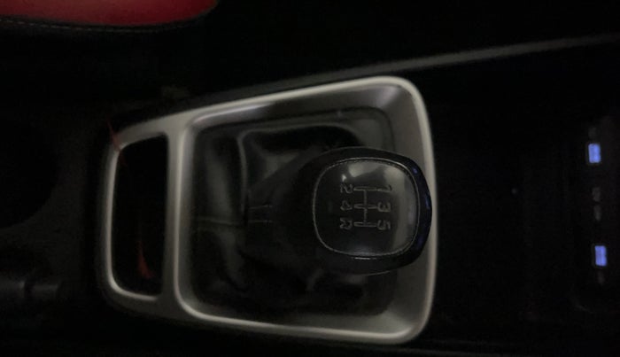 2022 Hyundai VENUE S Plus 1.2 Petrol MT, Petrol, Manual, 79,331 km, Gear Lever