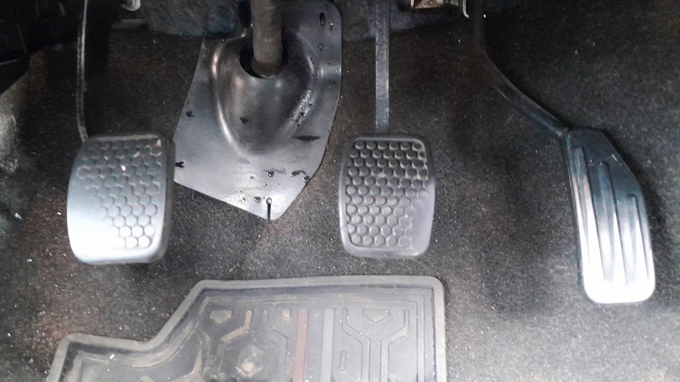 2015 Maruti Alto 800 LXI, Petrol, Manual, 64,654 km, Pedals