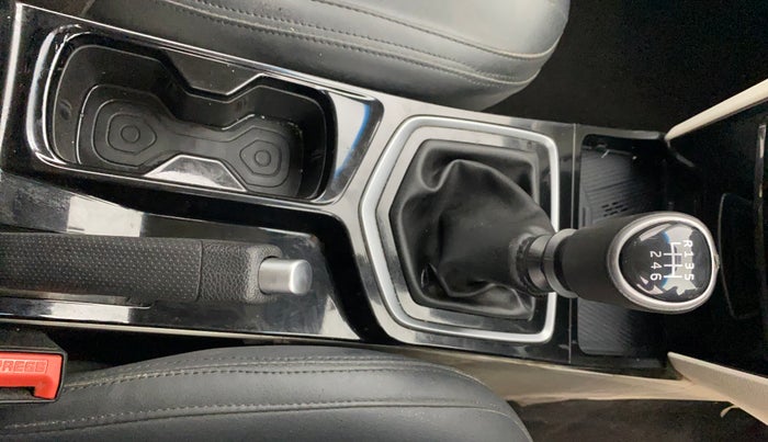 2024 Mahindra XUV 3XO AX5 1.2 L TCMPFi, Petrol, Manual, 27,203 km, Gear Lever