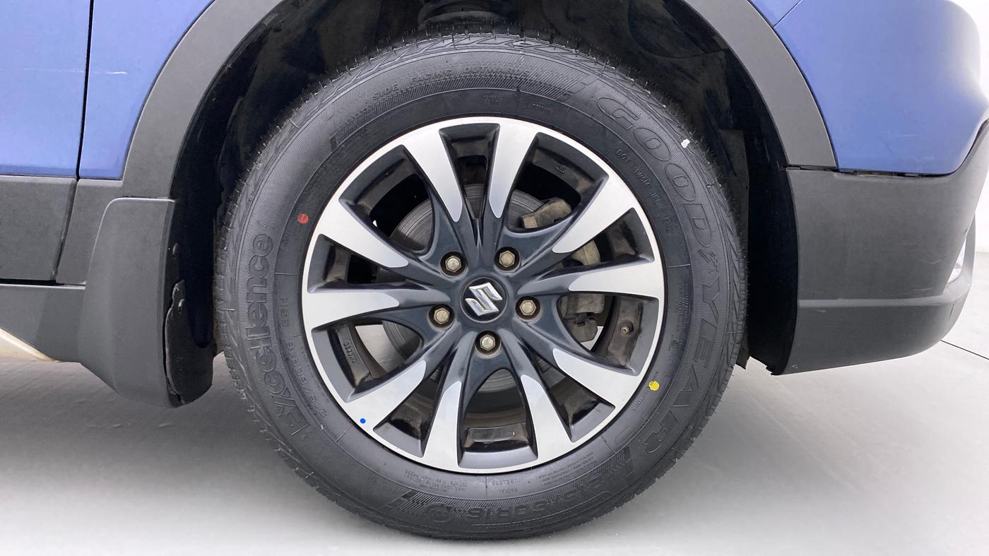 2018 Maruti S Cross ZETA 1.3 SHVS, Diesel, Manual, 92,395 km, Right Front Wheel