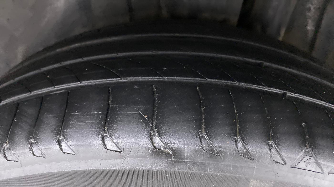 2018 Maruti S Cross ZETA 1.3 SHVS, Diesel, Manual, 92,395 km, Left Rear Tyre Tread