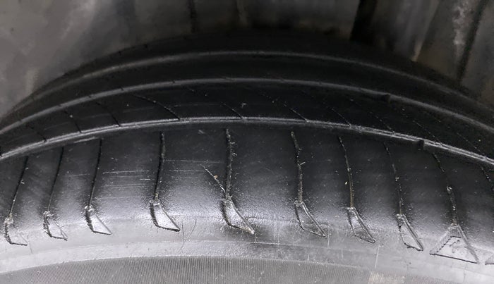 2018 Maruti S Cross ZETA 1.3 SHVS, Diesel, Manual, 92,395 km, Left Rear Tyre Tread
