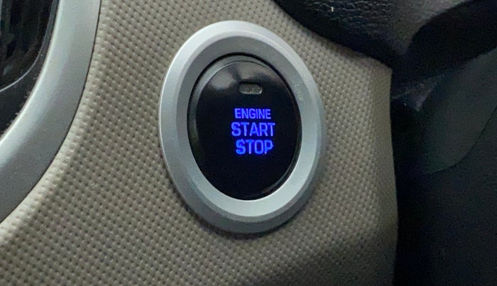 2016 Hyundai Creta SX PLUS AT 1.6 PETROL, Petrol, Automatic, 1,01,064 km, Keyless Start/ Stop Button