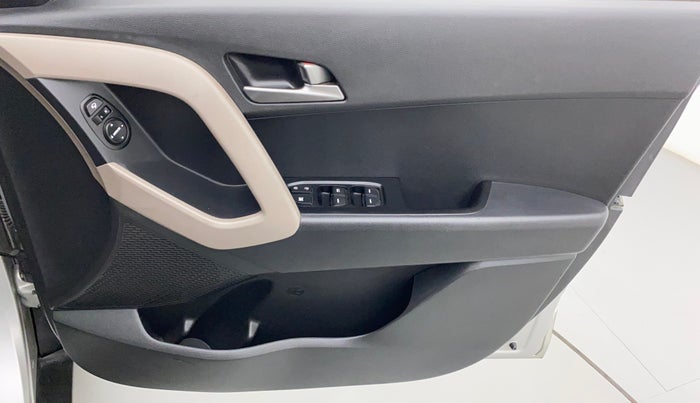 2016 Hyundai Creta SX PLUS AT 1.6 PETROL, Petrol, Automatic, 1,01,064 km, Driver Side Door Panels Control