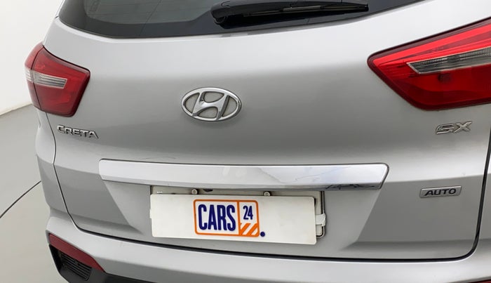 2016 Hyundai Creta SX PLUS AT 1.6 PETROL, Petrol, Automatic, 1,01,064 km, Dicky (Boot door) - Minor scratches