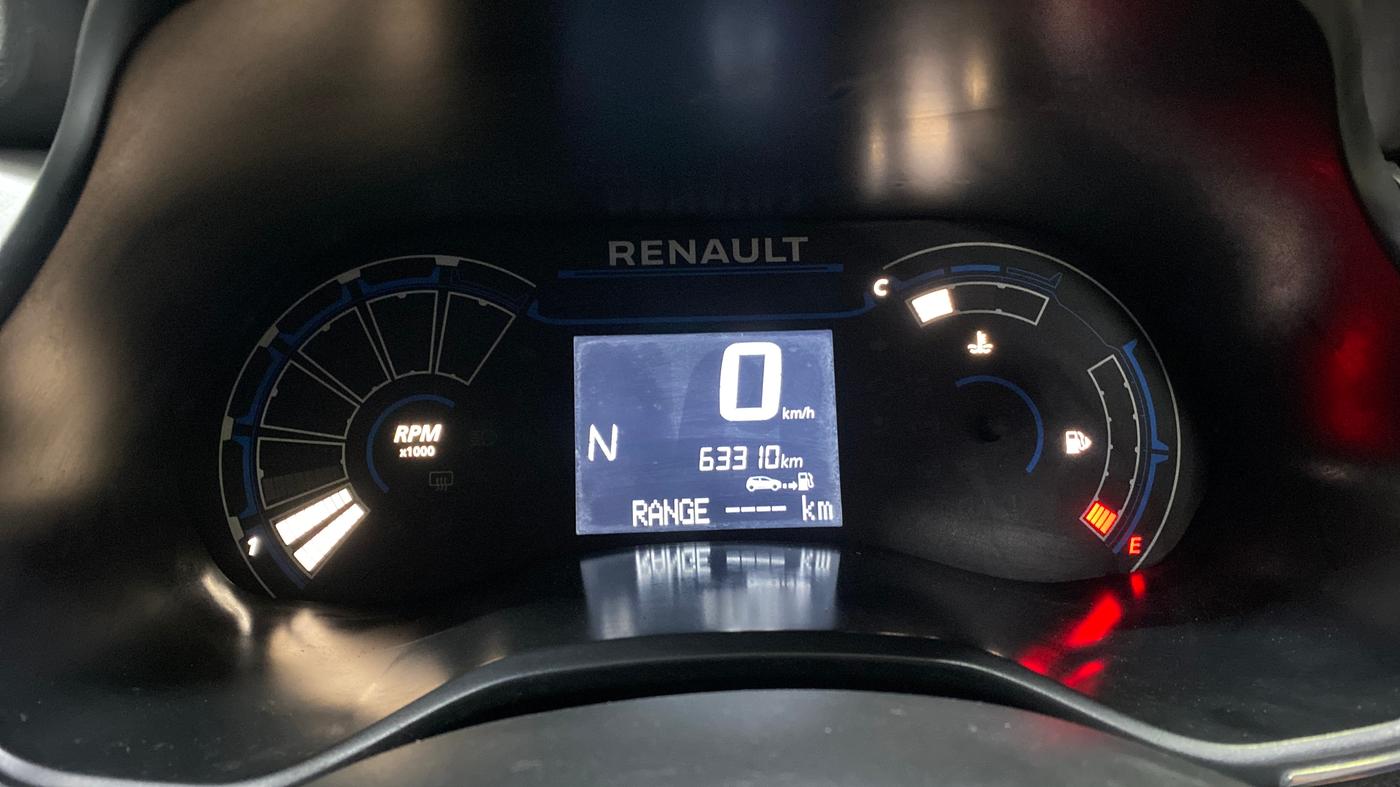 2020 Renault TRIBER RXZ AMT, Petrol, Automatic, 63,300 km, Odometer Image