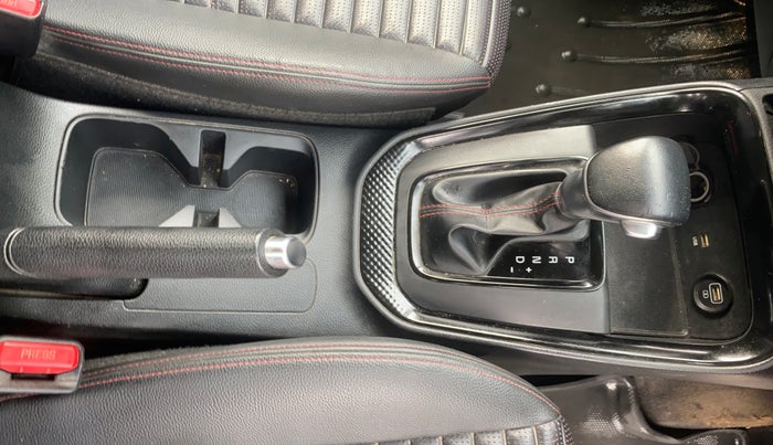 2020 KIA SONET GTX PLUS 1.0 DCT, Petrol, Automatic, 87,379 km, Gear Lever