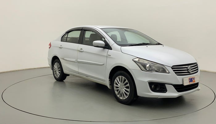 2016 Maruti Ciaz VXI, Petrol, Manual, 1,23,884 km, Right Front Diagonal