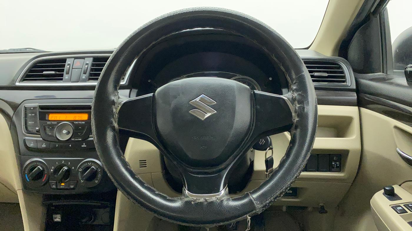 2016 Maruti Ciaz VXI, Petrol, Manual, 1,23,884 km, Steering Wheel Close Up