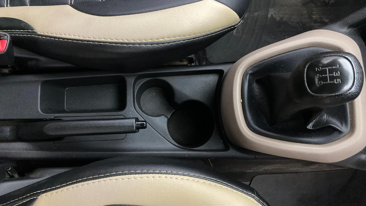 2019 Hyundai Grand i10 MAGNA 1.2 KAPPA VTVT, Petrol, Manual, 60,306 km, Gear Lever