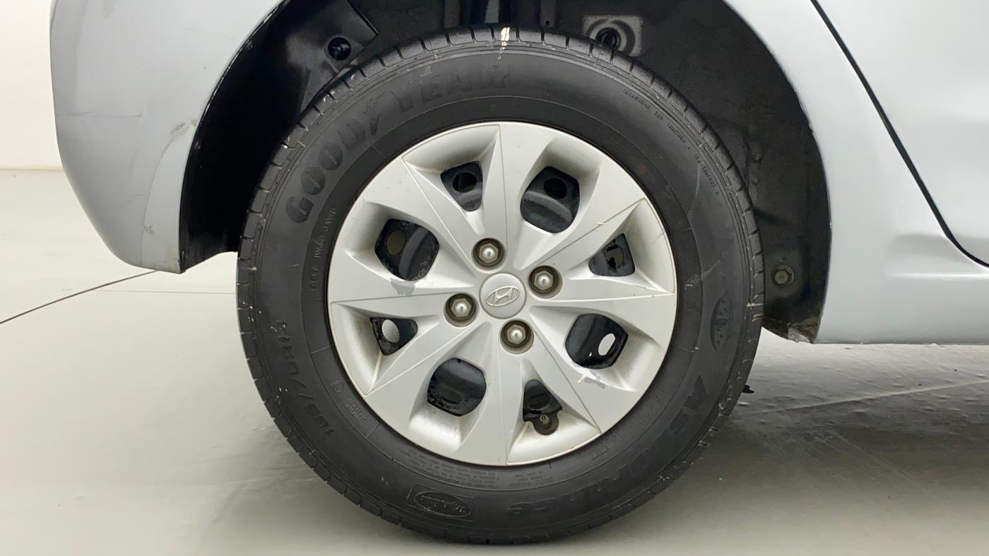 2019 Hyundai Elite i20 MAGNA PLUS 1.2, Petrol, Manual, 33,238 km, Right Rear Wheel