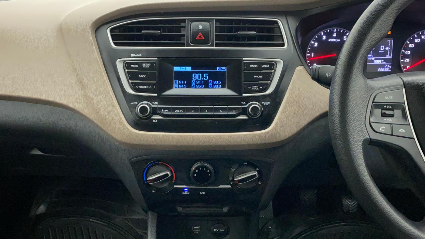 2019 Hyundai Elite i20 MAGNA PLUS 1.2, Petrol, Manual, 33,238 km, Air Conditioner