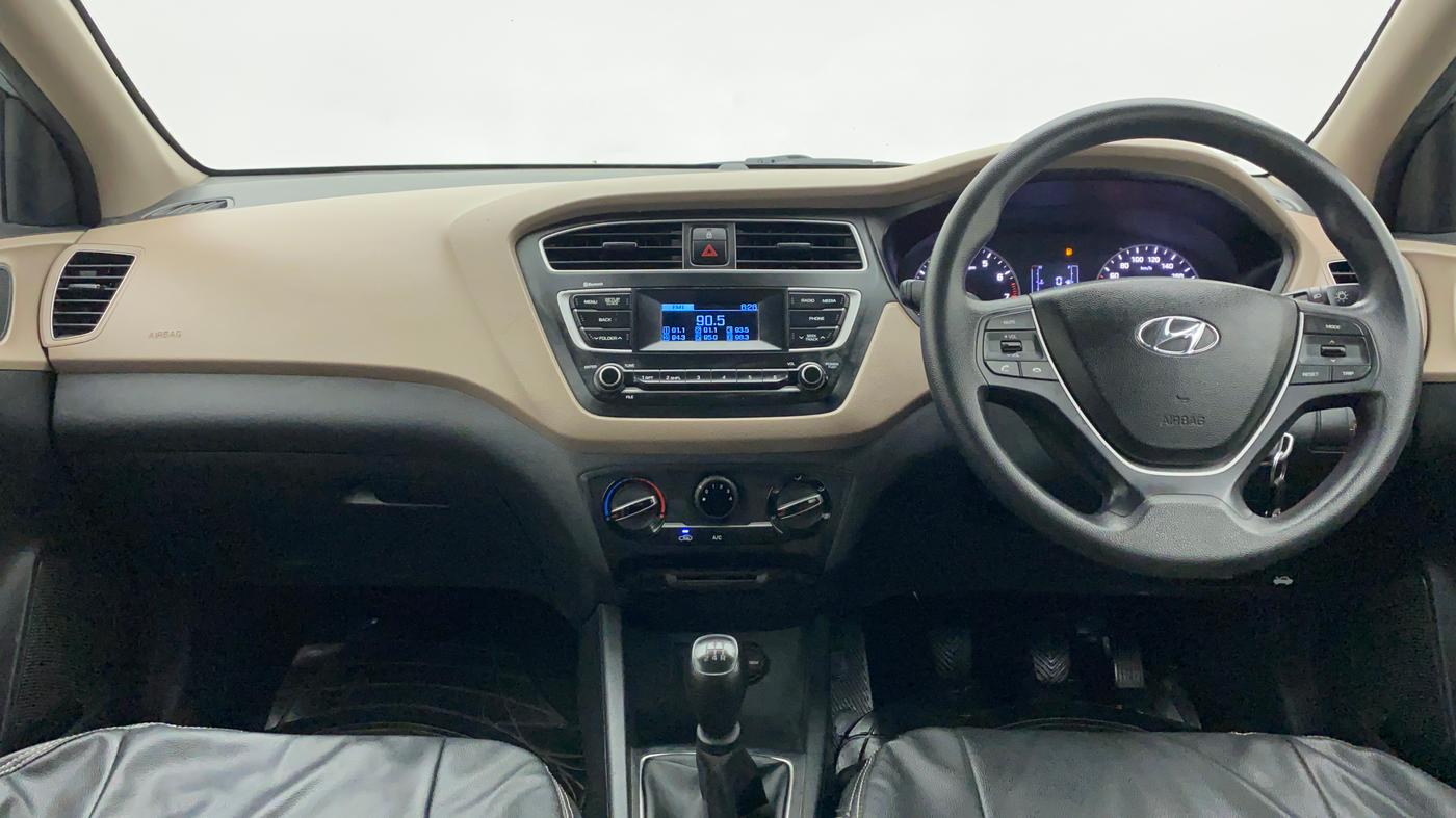2019 Hyundai Elite i20 MAGNA PLUS 1.2, Petrol, Manual, 33,238 km, Dashboard