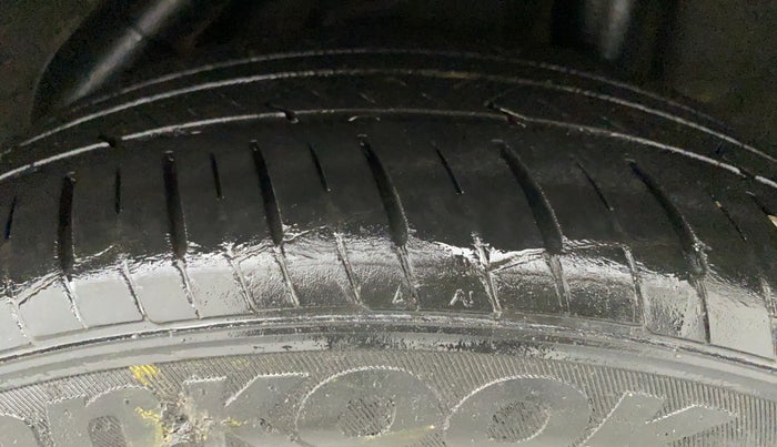 2018 Hyundai Verna 1.6 VTVT SX (O) AT, Petrol, Automatic, 33,921 km, Left Rear Tyre Tread