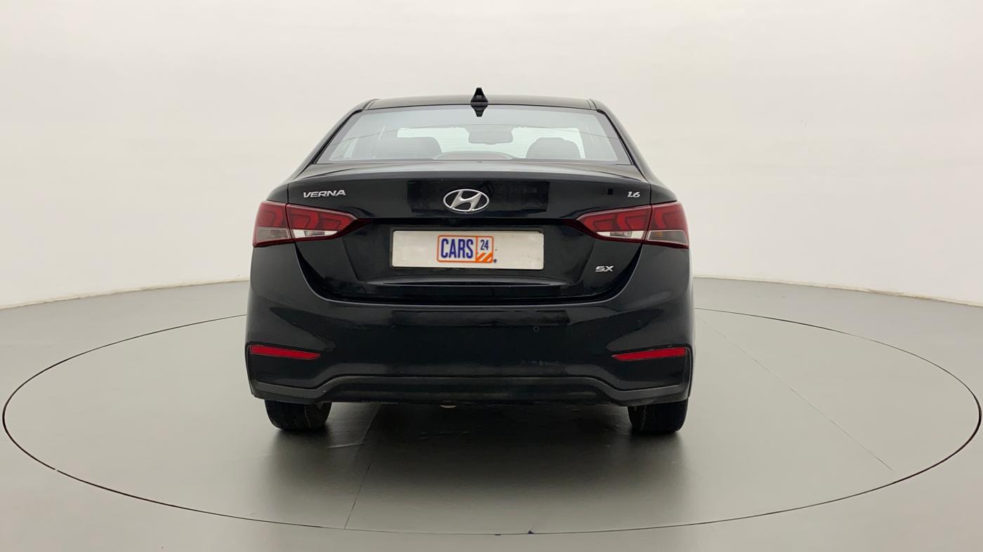 2018 Hyundai Verna 1.6 VTVT SX (O) AT, Petrol, Automatic, 33,921 km, Back/Rear