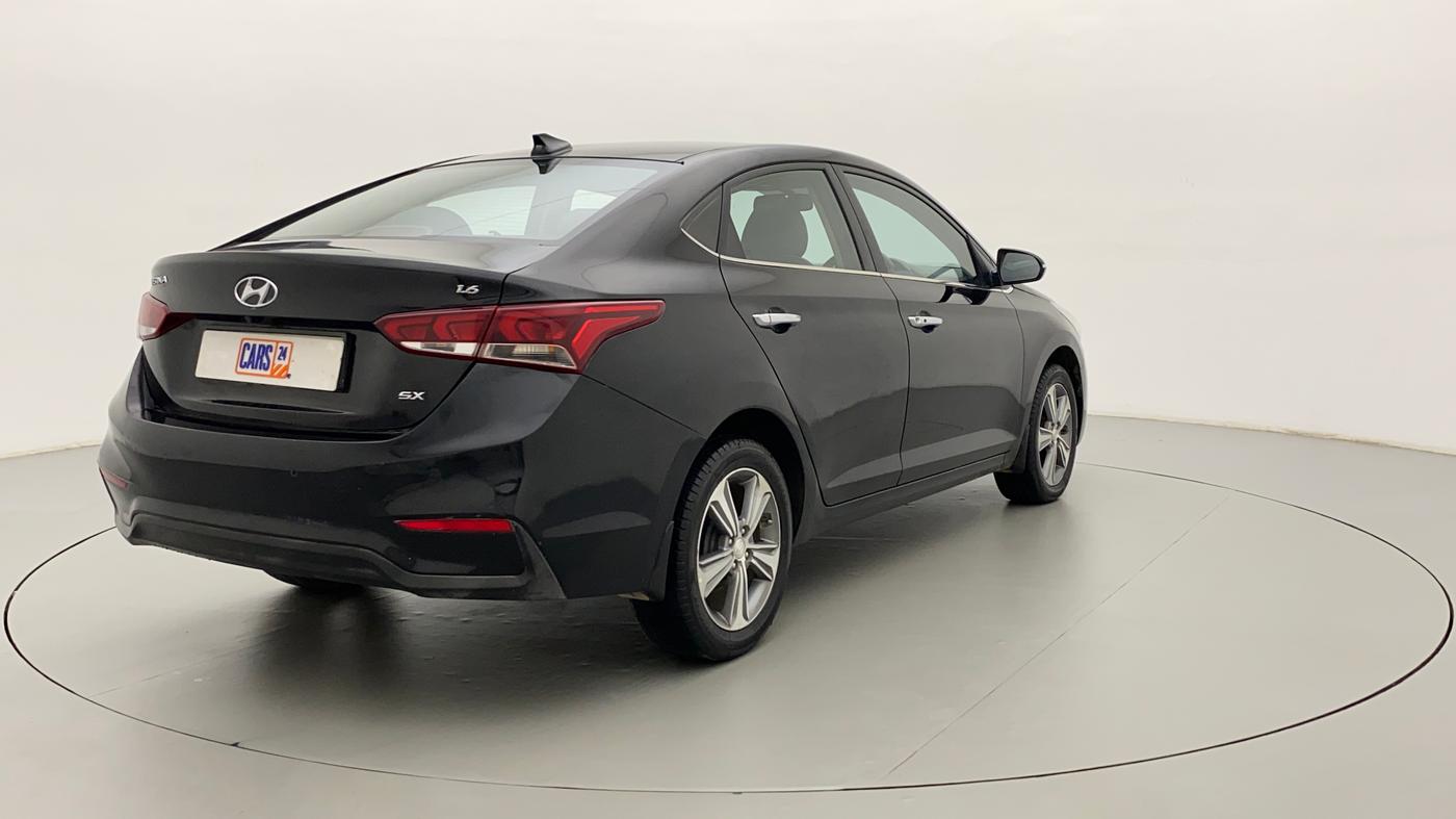 2018 Hyundai Verna 1.6 VTVT SX (O) AT, Petrol, Automatic, 33,921 km, Right Back Diagonal