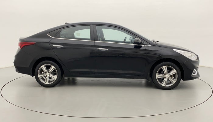2018 Hyundai Verna 1.6 VTVT SX (O) AT, Petrol, Automatic, 33,921 km, Right Side View