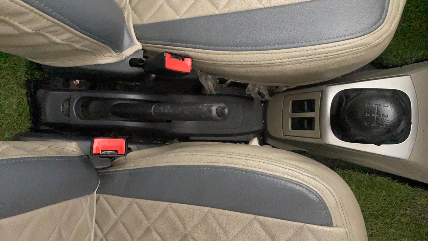 2015 Maruti Alto K10 VXI, Petrol, Manual, 26,702 km, Gear Lever