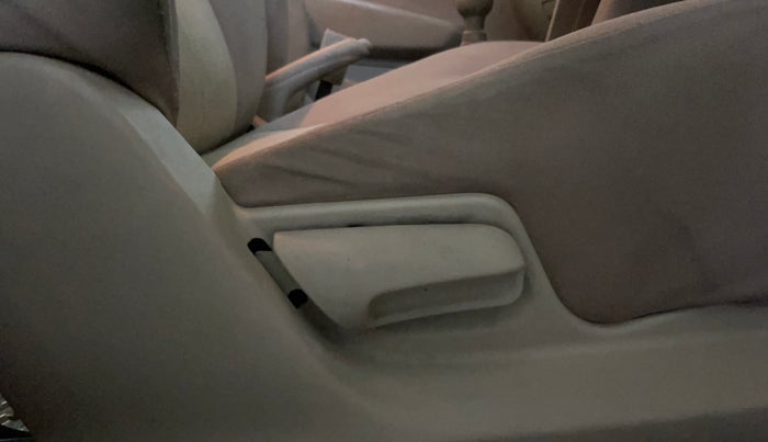 2015 Maruti Swift Dzire LXI (O), Petrol, Manual, 35,987 km, Driver Side Adjustment Panel