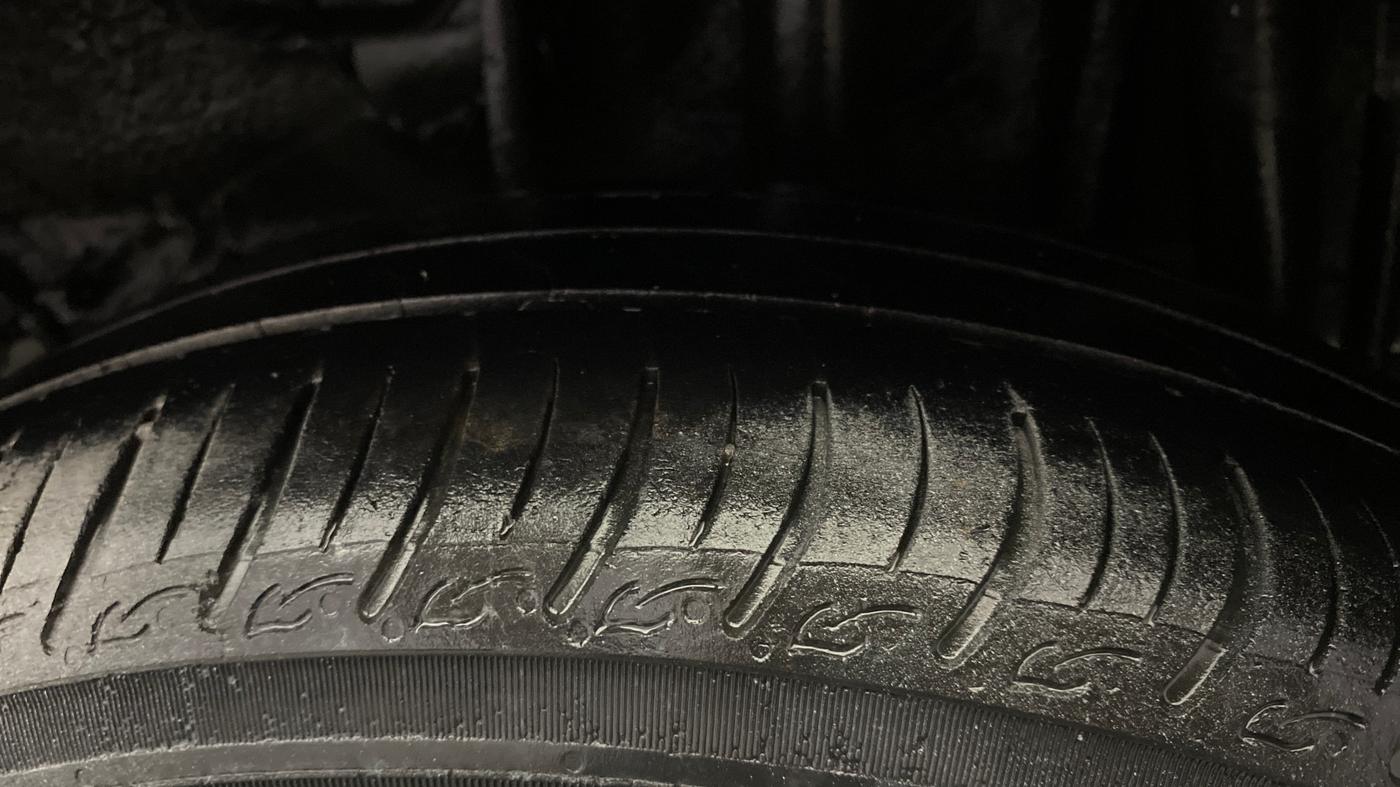 2019 Tata Tiago XZA PETROL, Petrol, Automatic, 81,475 km, Left Rear Tyre Tread
