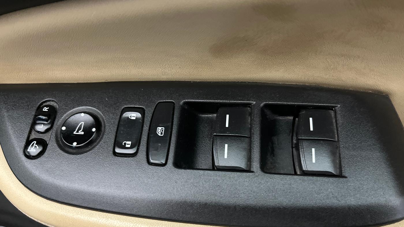 2020 Honda City 1.5L I-VTEC ZX CVT, Petrol, Automatic, 61,542 km, Driver Side Door Panels Control