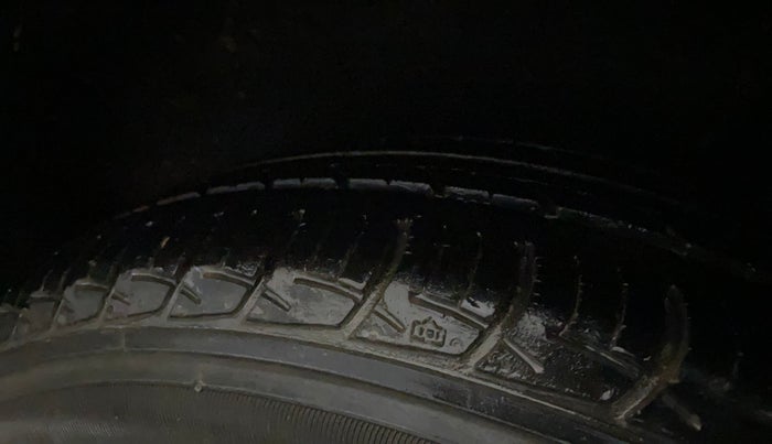 2016 Maruti Baleno DELTA CVT PETROL 1.2, Petrol, Automatic, 24,753 km, Left Rear Tyre Tread