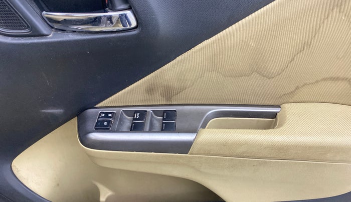 2014 Honda City 1.5L I-VTEC V MT, Petrol, Manual, 53,790 km, Driver Side Door Panels Control