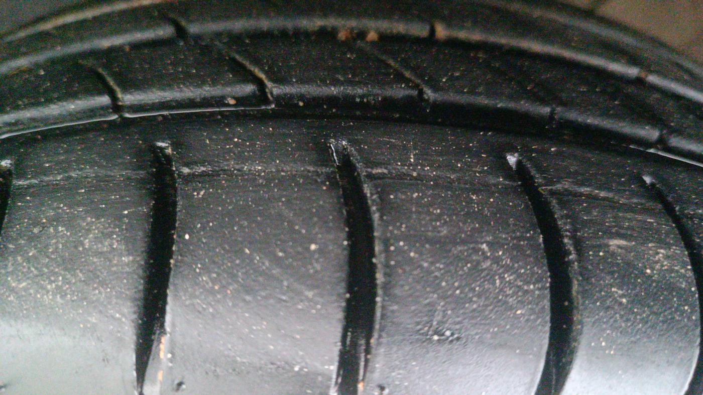 2019 Maruti Swift ZXI AMT, Petrol, Automatic, 71,237 km, Left Front Tyre Tread