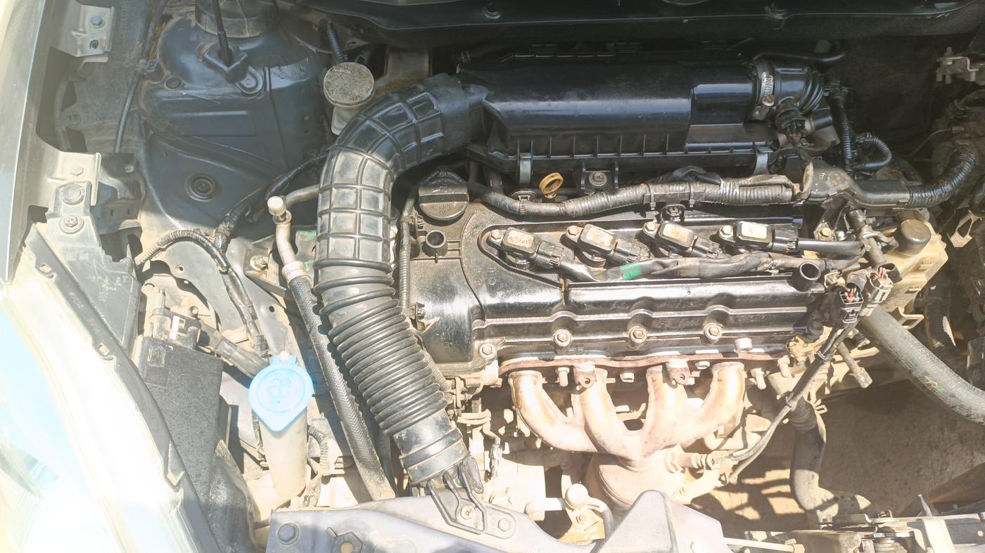 2019 Maruti Swift ZXI AMT, Petrol, Automatic, 71,237 km, Engine View - Right
