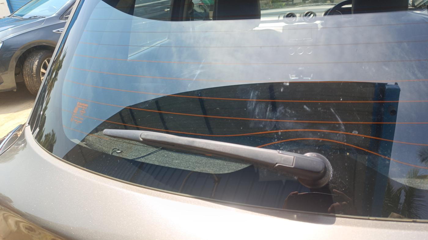 2019 Maruti Swift ZXI AMT, Petrol, Automatic, 71,237 km, Rear Wiper