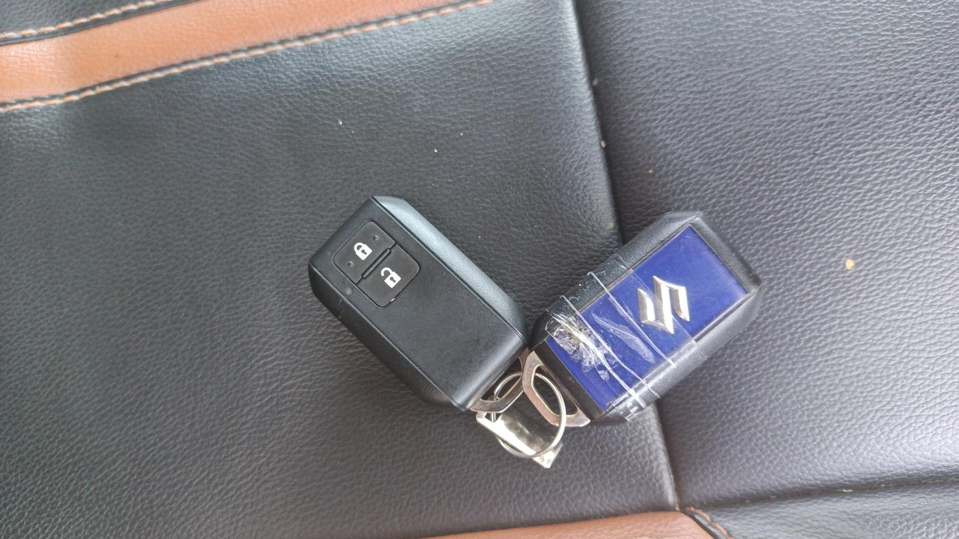 2019 Maruti Swift ZXI AMT, Petrol, Automatic, 71,237 km, Key Close Up