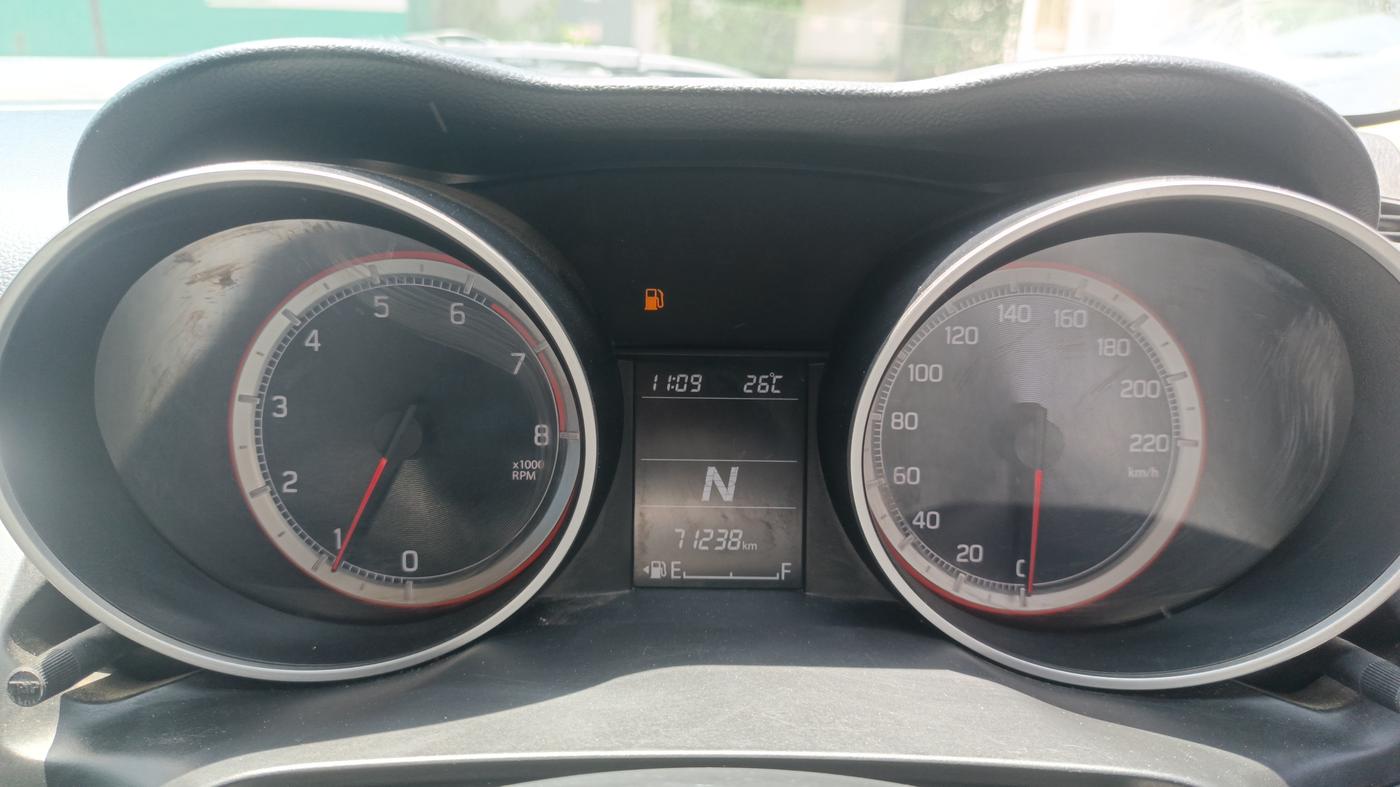 2019 Maruti Swift ZXI AMT, Petrol, Automatic, 71,237 km, Odometer Image