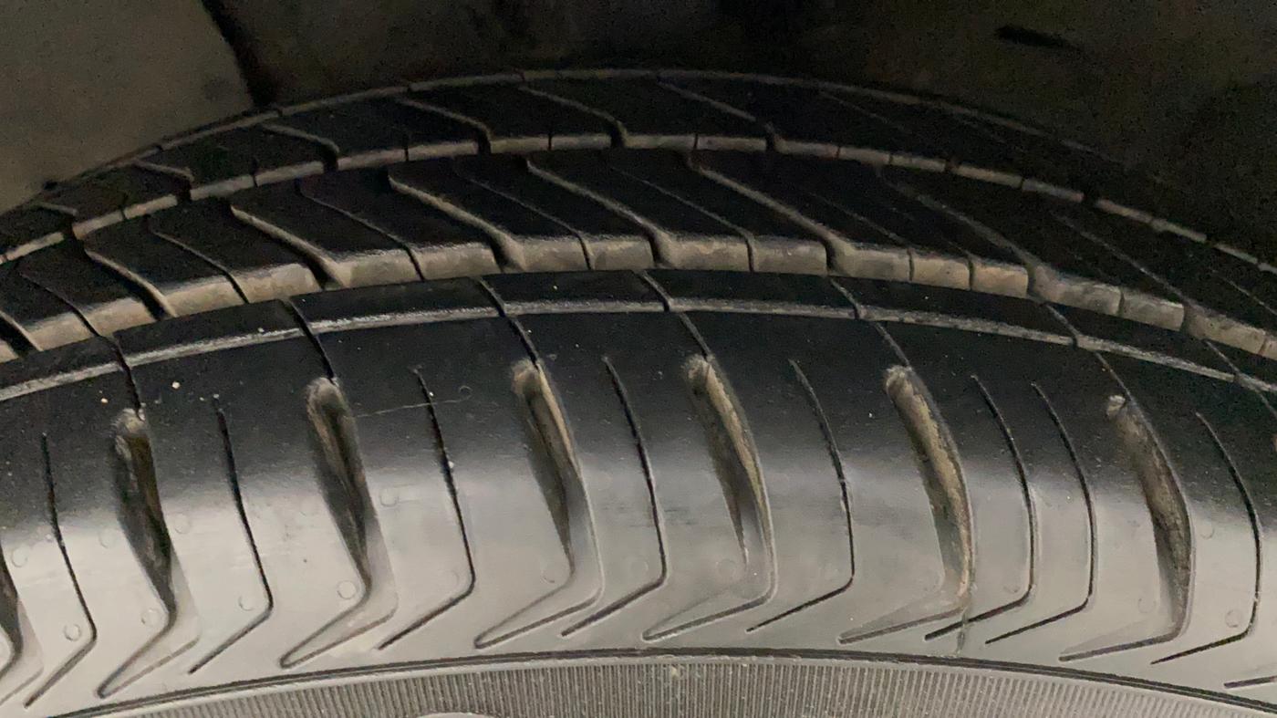 2016 Nissan Micra XV CVT, Petrol, Automatic, 68,447 km, Left Front Tyre Tread