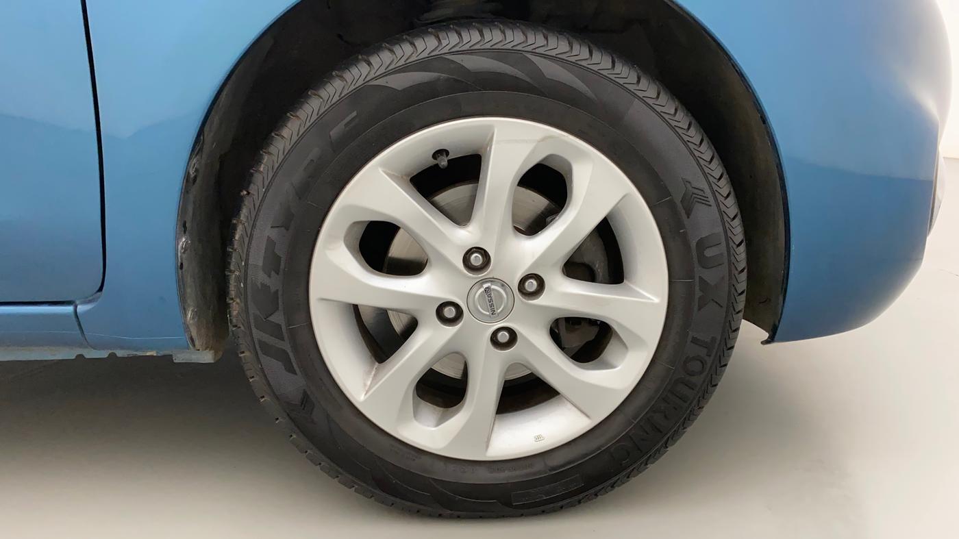 2016 Nissan Micra XV CVT, Petrol, Automatic, 68,447 km, Right Front Wheel
