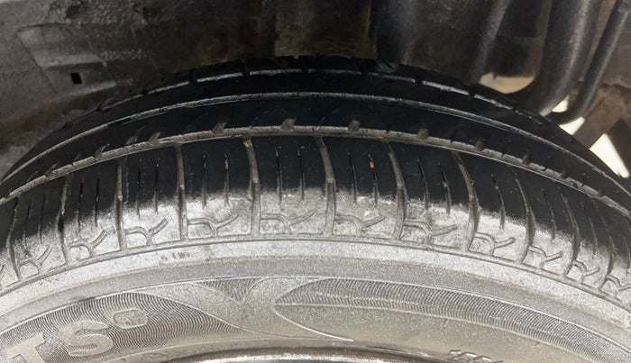 2018 Tata Tiago XM PETROL, CNG, Manual, 73,667 km, Left Rear Tyre Tread