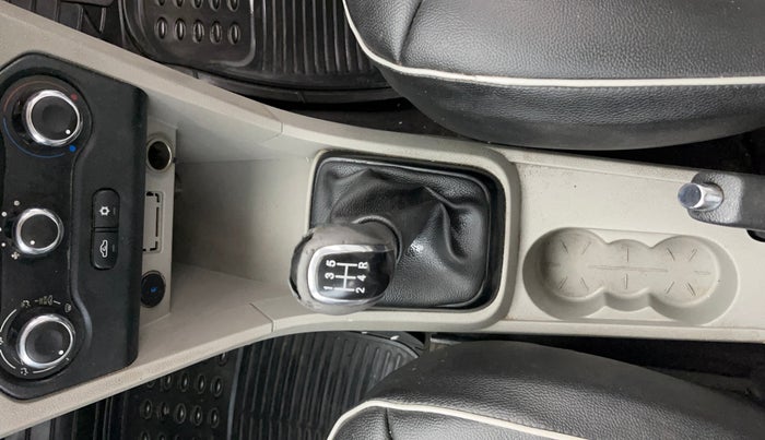 2018 Tata Tiago XM PETROL, CNG, Manual, 73,667 km, Gear Lever