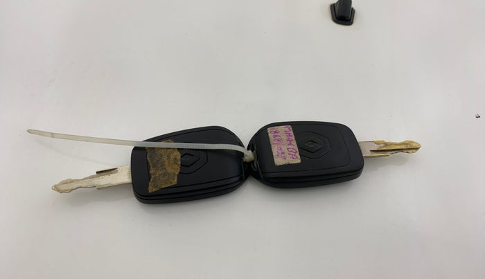 2016 Renault Kwid RXT 1.0 AMT, Petrol, Automatic, 55,410 km, Key Close Up