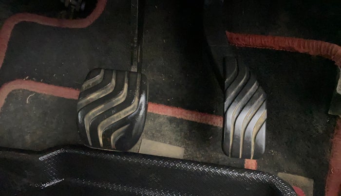 2016 Renault Kwid RXT 1.0 AMT, Petrol, Automatic, 55,410 km, Pedals