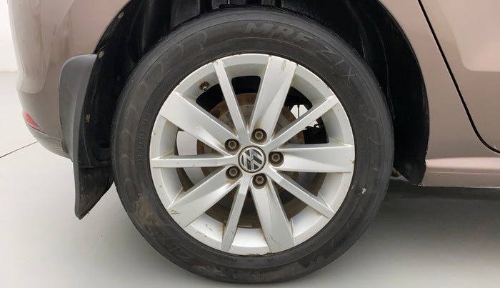 2016 Volkswagen Polo HIGHLINE1.2L, CNG, Manual, 93,683 km, Right Rear Wheel