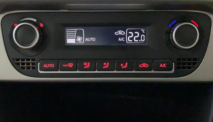 2016 Volkswagen Polo HIGHLINE1.2L, CNG, Manual, 93,683 km, Automatic Climate Control