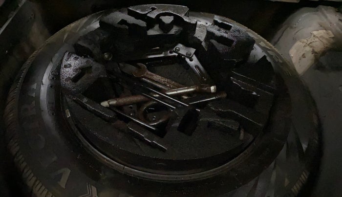 2016 Volkswagen Polo HIGHLINE1.2L, CNG, Manual, 93,683 km, Spare Tyre